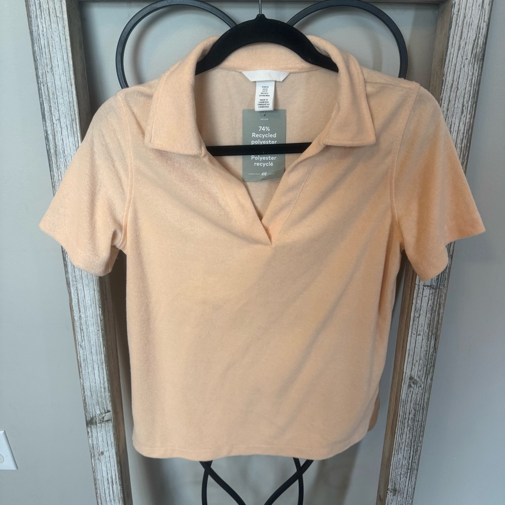 H&M Peach Recycled Polyester Short Sleeve Polo Collar Women's Top‎ Size XS